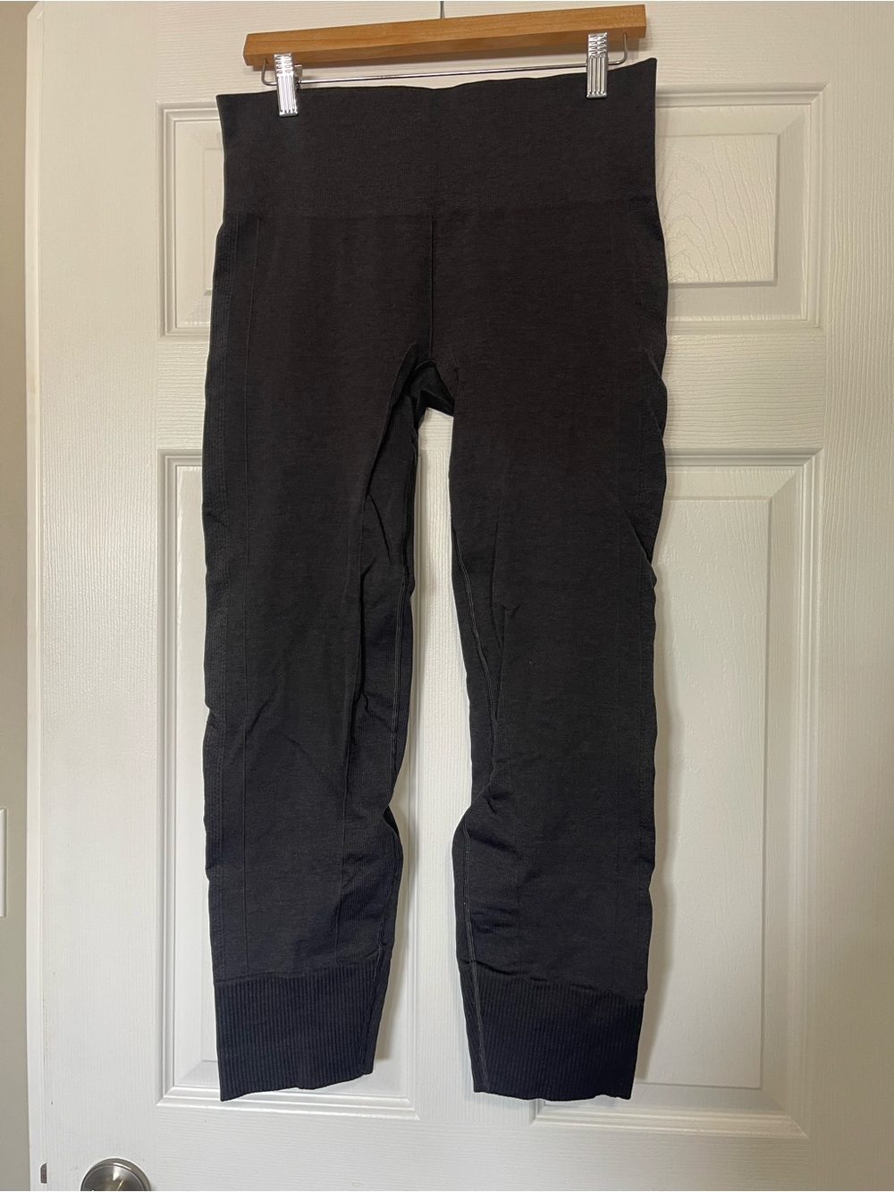 Lululemon cropped leggings